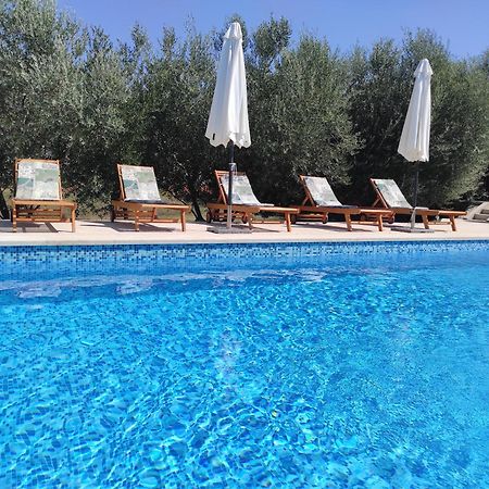 Holiday Home Dorina Barban Екстериор снимка