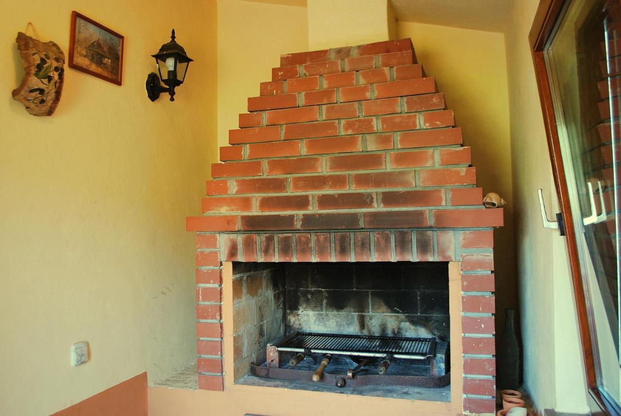 Holiday Home Dorina Barban Екстериор снимка