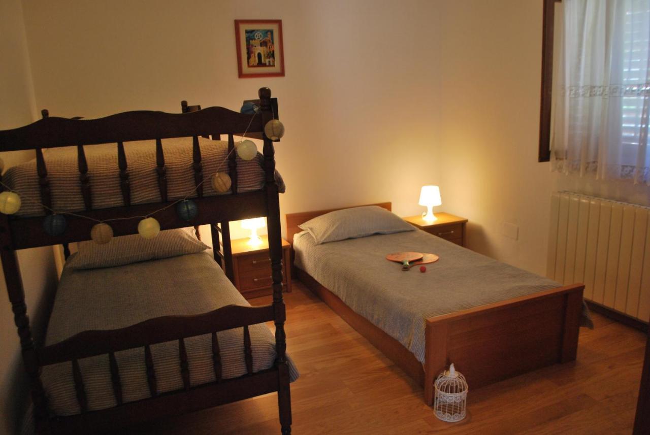 Holiday Home Dorina Barban Екстериор снимка