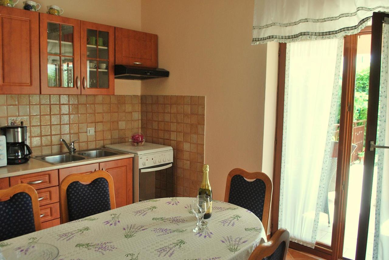Holiday Home Dorina Barban Екстериор снимка