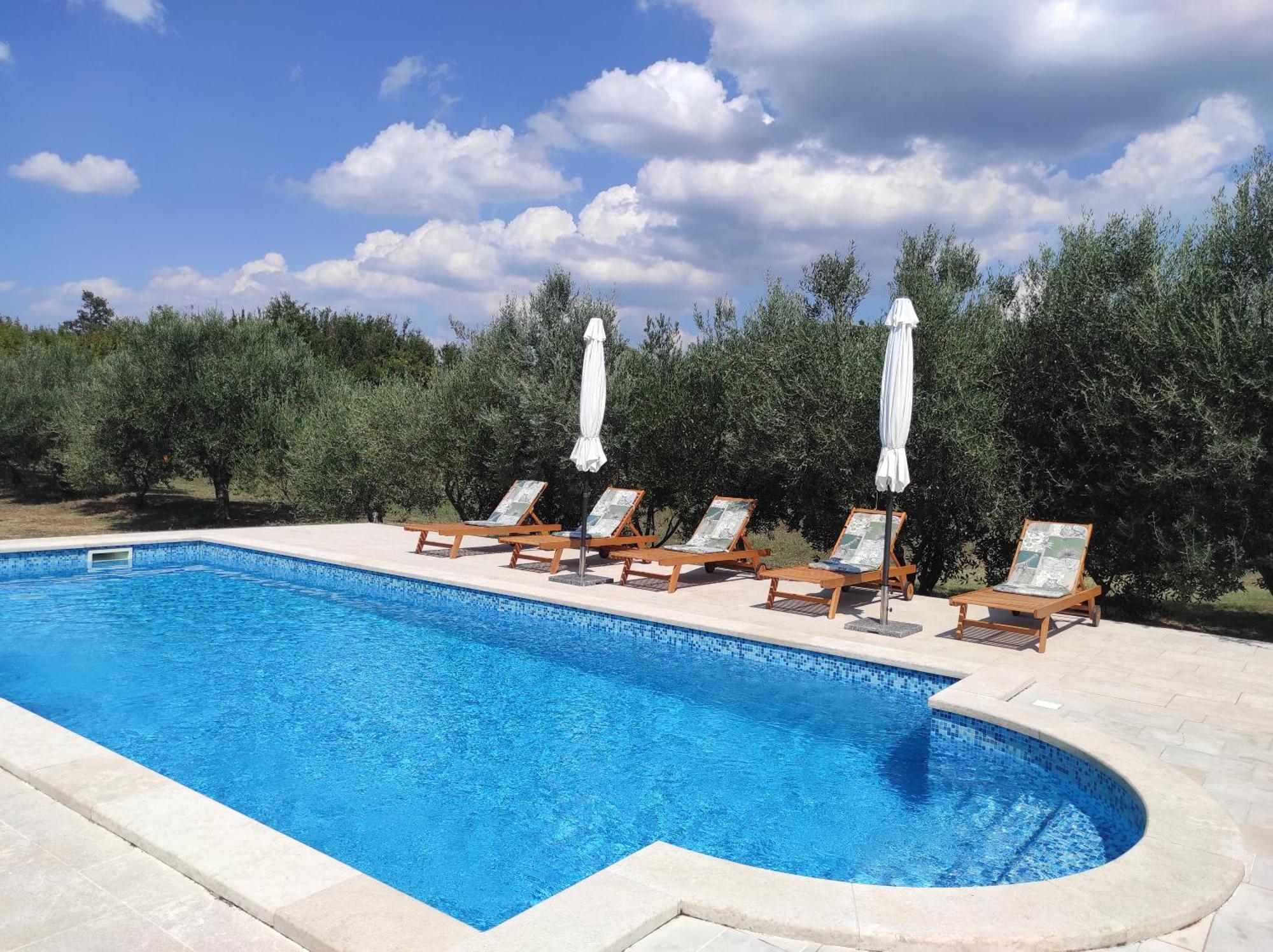 Holiday Home Dorina Barban Екстериор снимка