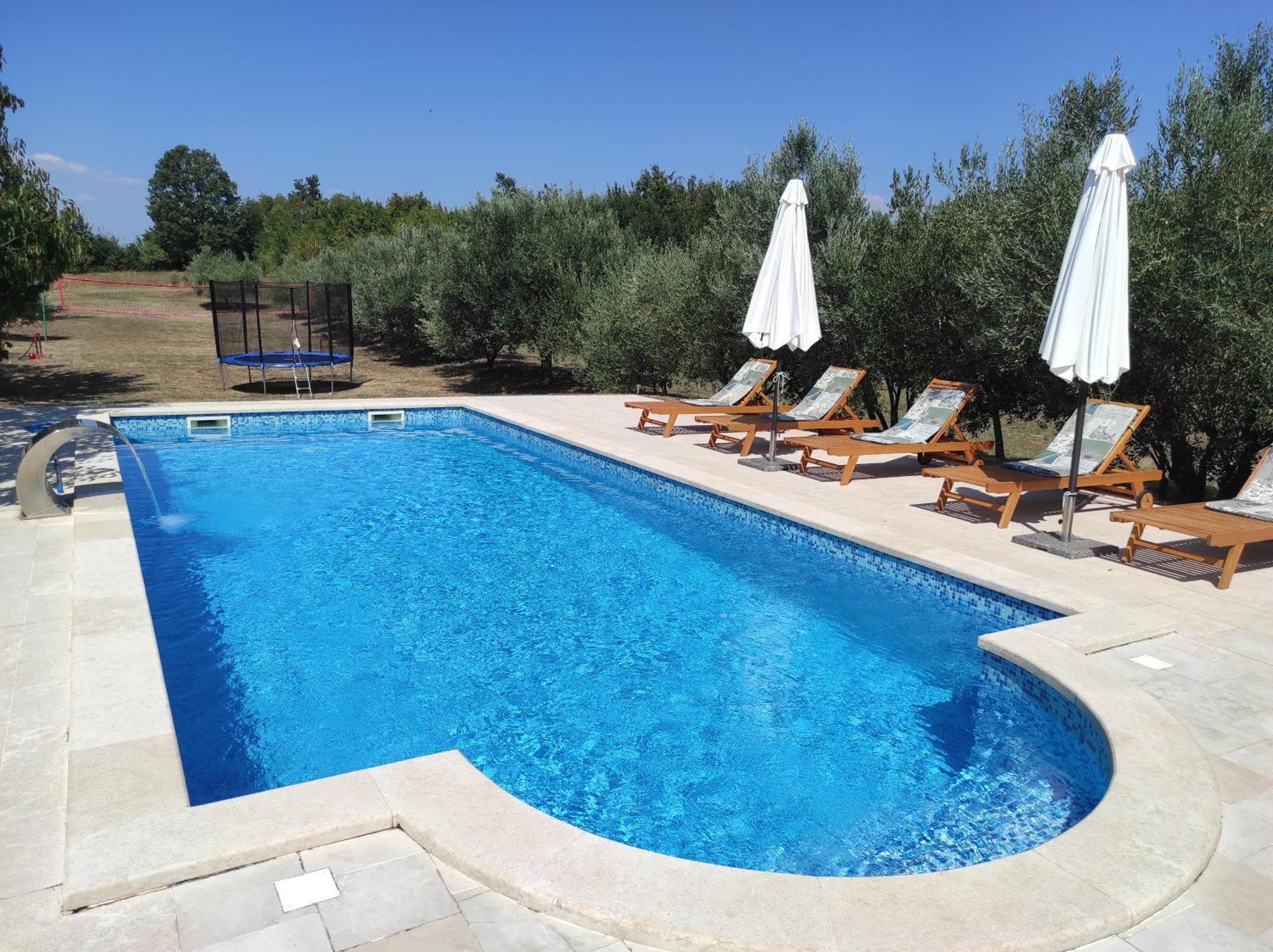 Holiday Home Dorina Barban Екстериор снимка